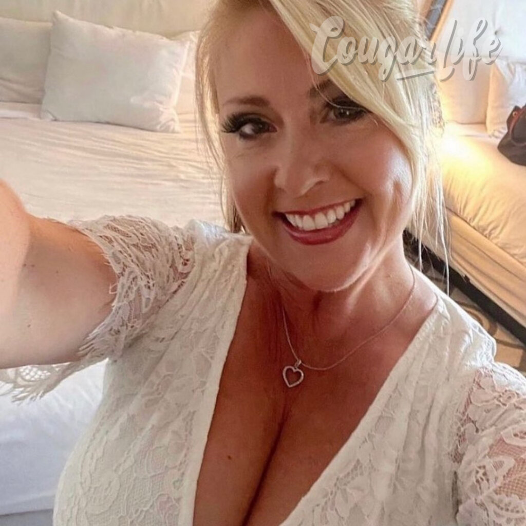 Best Sugar Momma sites Top 4 Sites to Find Sugar Mummy