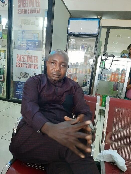 SantiagoKuhic.Fritsch, 32